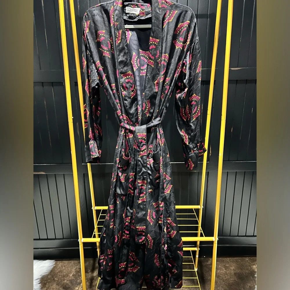 ALC Silk Robe/Duster - Picture 9 of 14